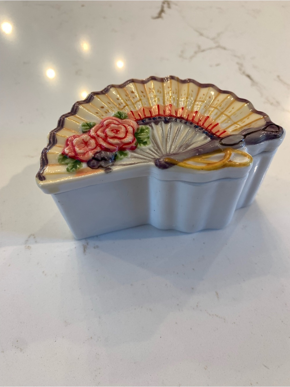 Vintage Ceramic Fan Trinket Box Dresser Display Container Removable Top.